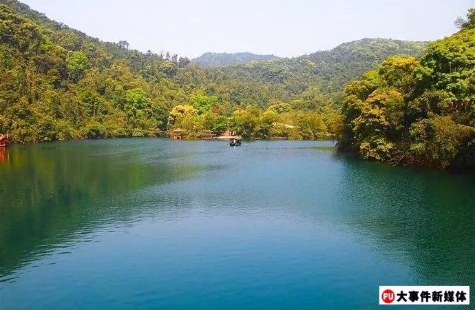 起来游玩哦各种活动和风景结合还可以坐船游览丹顶鹤生态园~游仙女湖