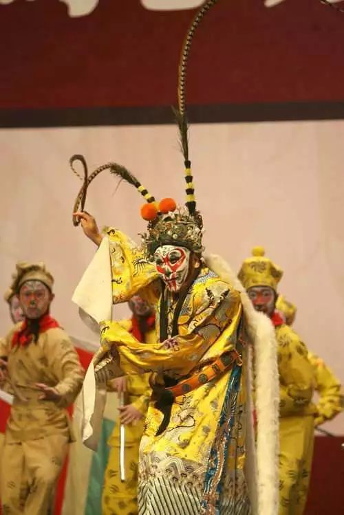 马志明扮演孙悟空今天为大家推荐一段马志明演唱的白派京韵大鼓《探