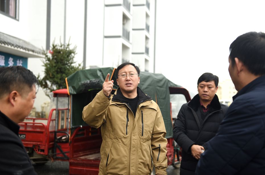 翟玉龙攻克作风之坚决胜脱贫攻坚