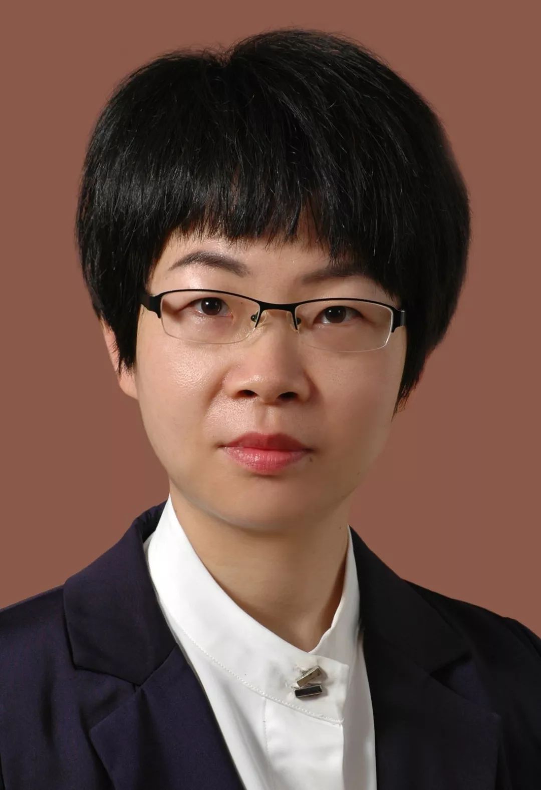 倪敏英揭阳市人民医院儿科主治医师,毕业于广东医学院,从事儿科临床