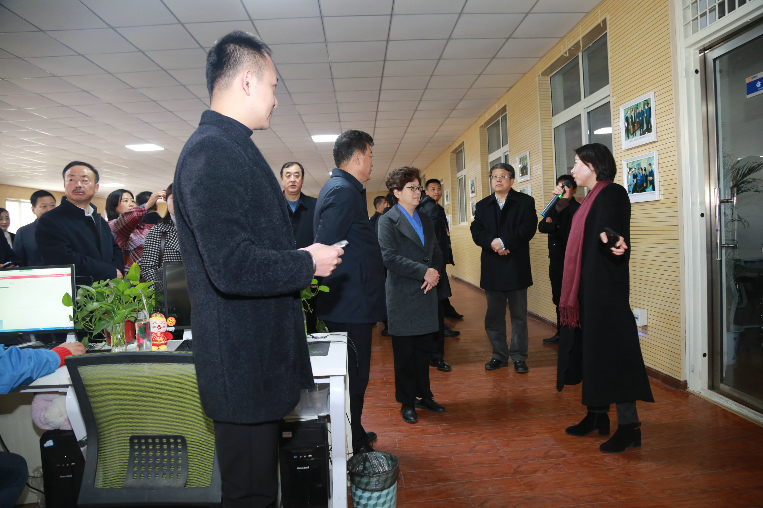 在咸省十三届人大代表来武功县视察调研经济社会发展及重点项目建设等