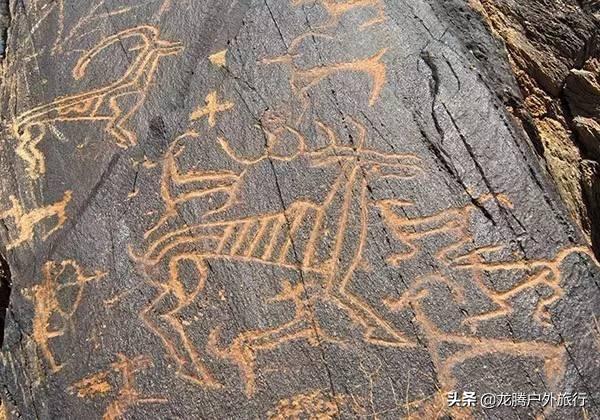 阴山岩刻刻在石头上的史话长廊