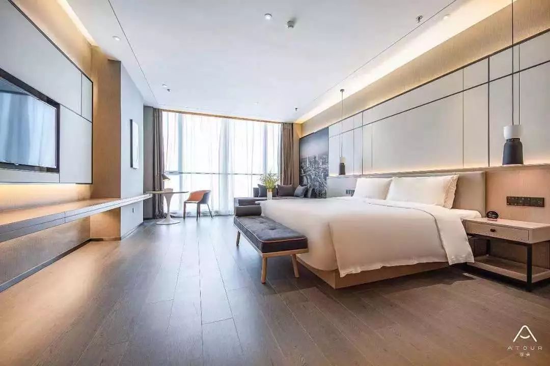 华艺广场亚朵酒店盛大开业快来这里找寻属于你的精致生活