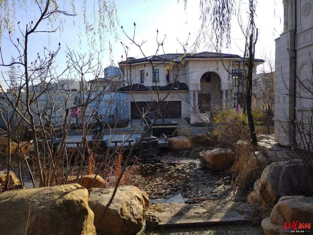 长春市区违规修建天价别墅当地政府部门系高端写字楼