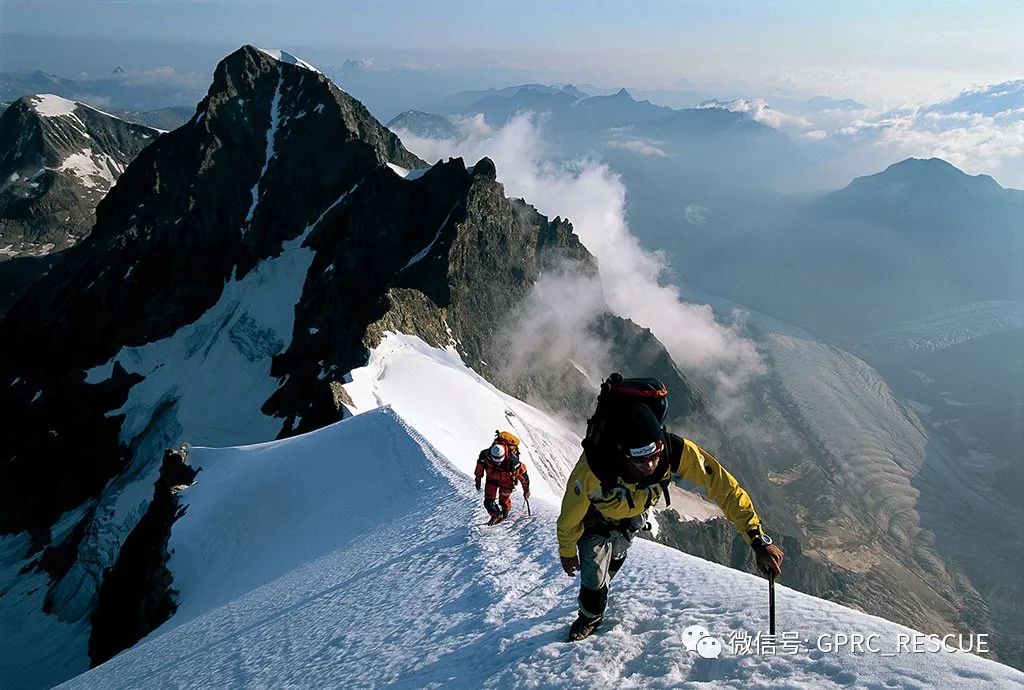 户外知识冬季登山你一定要知道的保暖常识