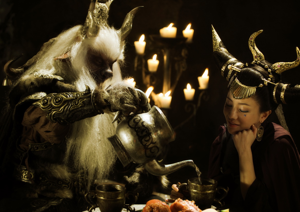 而最后,铁扇公主和牛魔王因为交出了铁扇免遭罪责,玉面狐狸却白白被