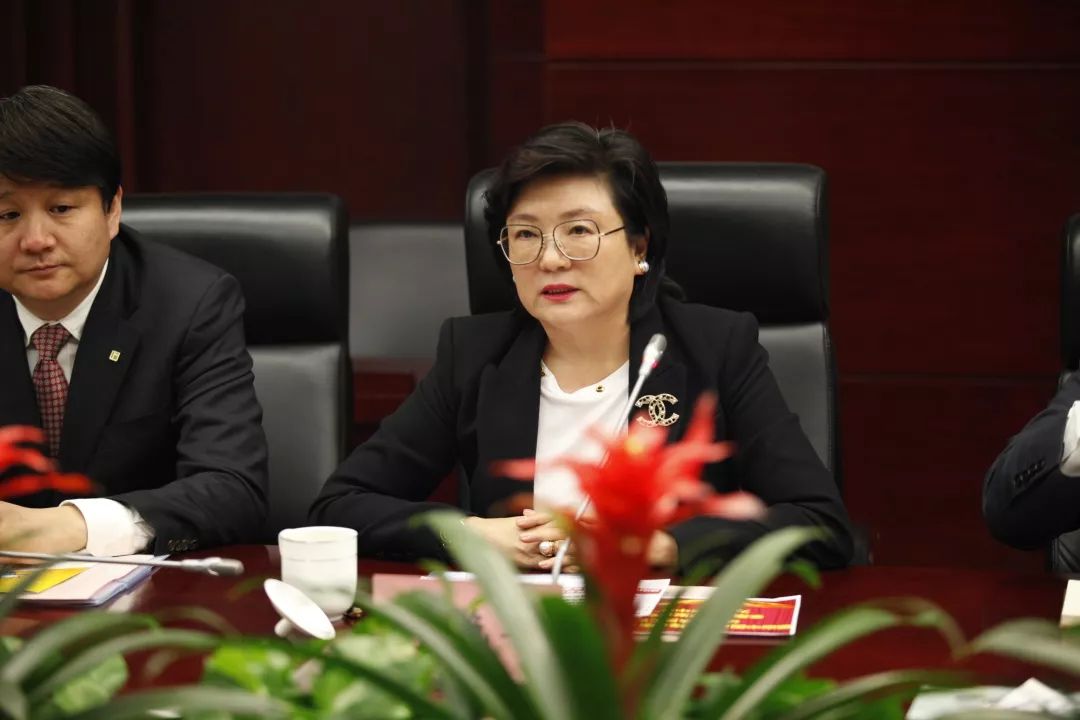 重大疾病面前再多一层安全保障——中国中铁员工重大疾病保险工作正式