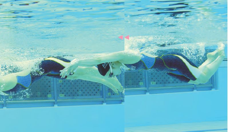 利用身体的大幅度摆动游一下蝶泳步骤5呼吸的时机是在为了进行第二次