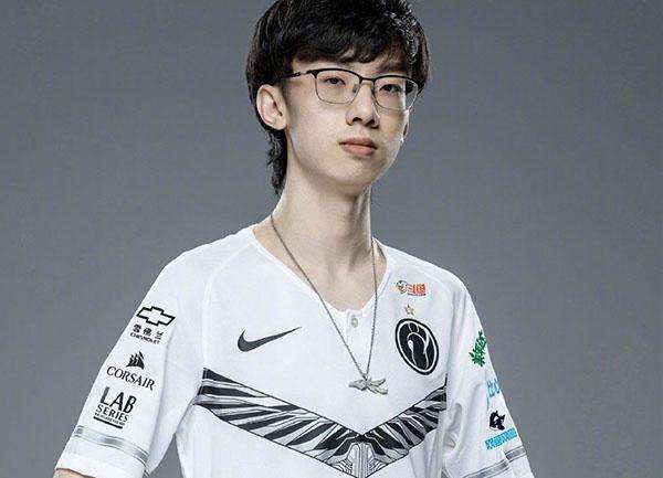原创英雄联盟:ig官宣阿水成为自由人,网友喊话:换辅助咱就不走了