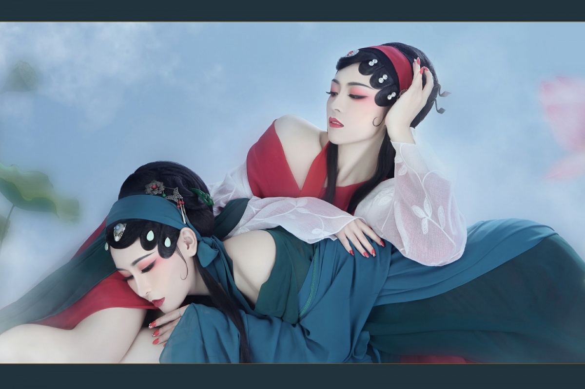 美人坊3套服装拍摄