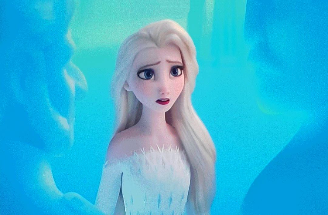 颤抖吧家长们!elsa穿着elie saab高定,骑着冰马又来了～_衣服