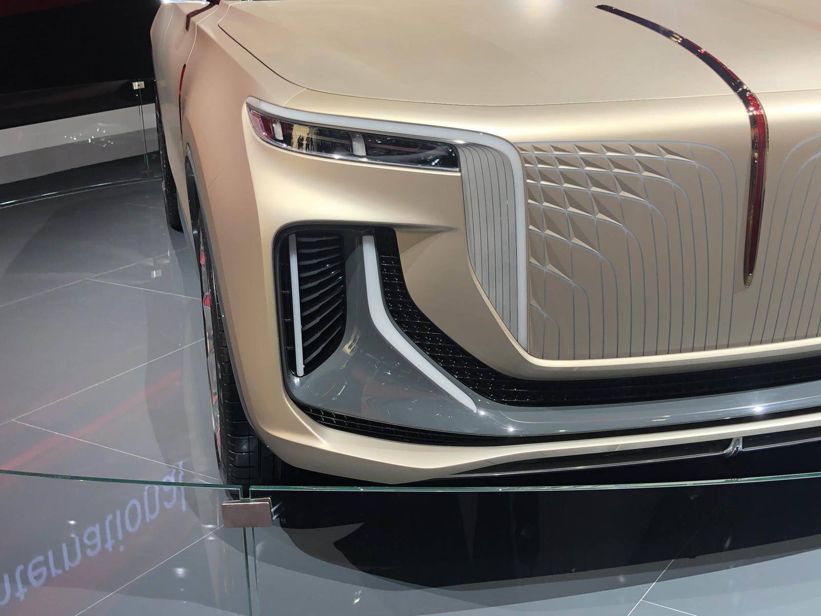 红旗e115概念车亮相广州车展,电动豪华suv又迎强敌_搜狐汽车_搜狐网