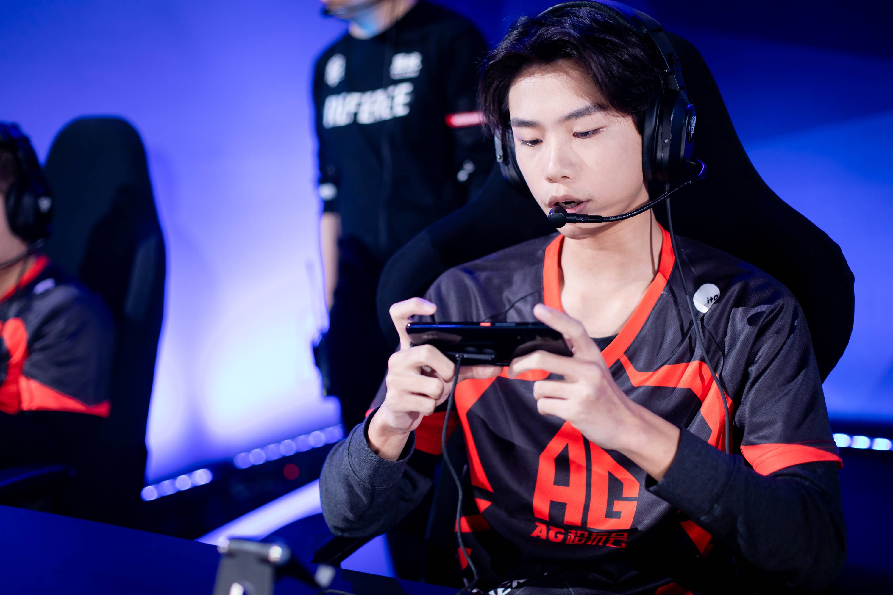 王者荣耀:ag超玩会无法打破qg魔咒,掉入败者组,可能凶多吉少