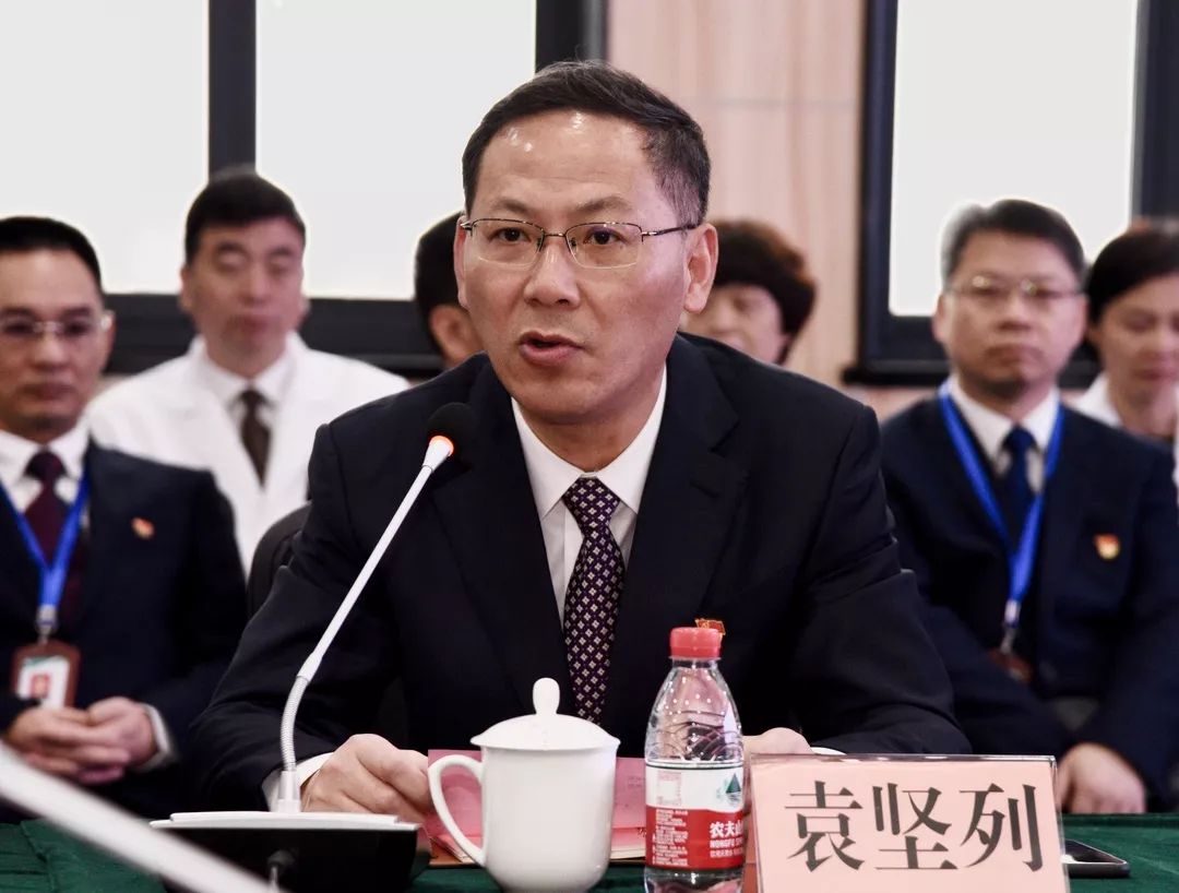 金华市卫生健康委党委书记,主任徐志坚,金华市卫生健康委党委委员,副