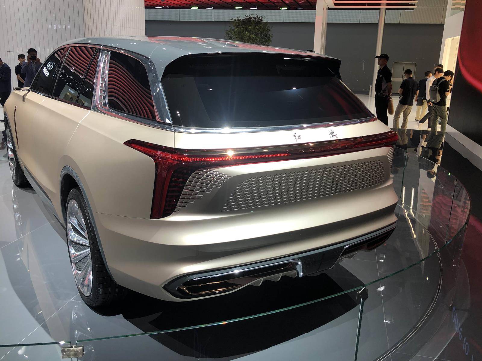 红旗e115概念车亮相广州车展电动豪华suv又迎强敌