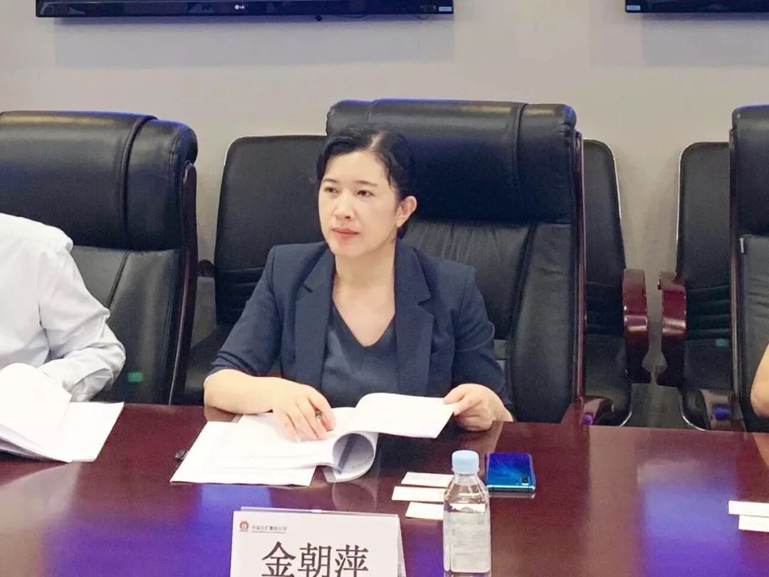 温暖人物绽放的金蔷薇浙江东方金融控股集团董事长金朝萍访谈