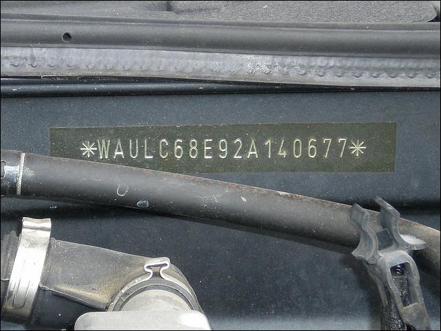 汽车vin代码的车架号第一位是制造国家代号,l是中国的代号,美国为1