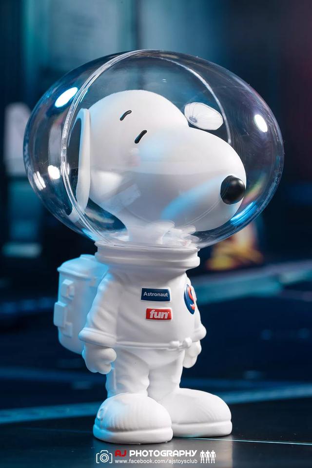 NASA唯一官方吉祥物居然是史努比?| 值人类登月50周年,推出史努比登月纪念版公仔_Snoopy