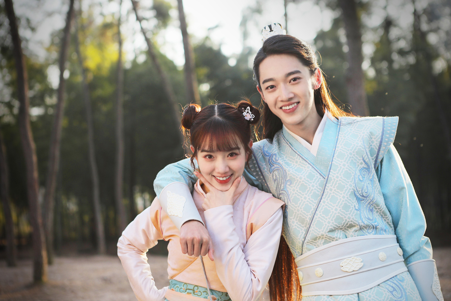 吴芊盈《恋恋江湖》热播 直球小丫鬟追爱成功疯狂撒糖