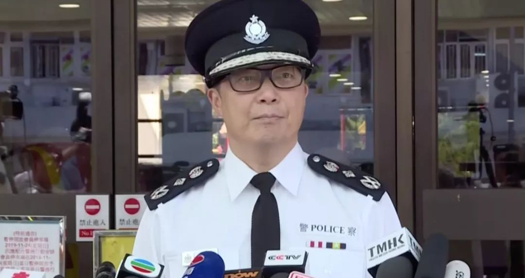 周日香港迎来区选投票站附近现74枚汽油弹港警已做预案