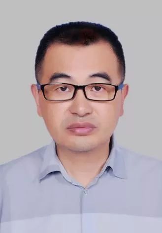 黄孟恒,男,汉族,1971年10月出生,浙江苍南人,中共