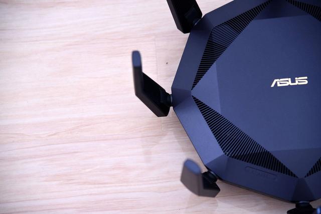 一个路由4699元华硕帝王蟹rtax89x好货不怕贵