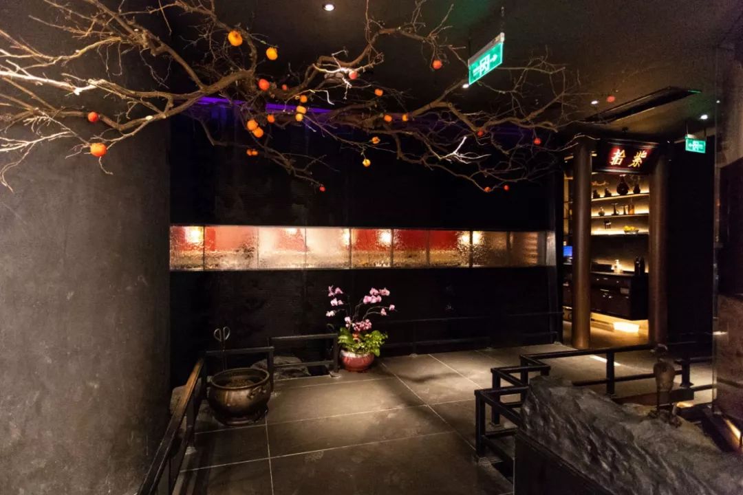 人广惊现绝美宋代餐厅焚香插花山水画里品佳宴1s变身文人骚客