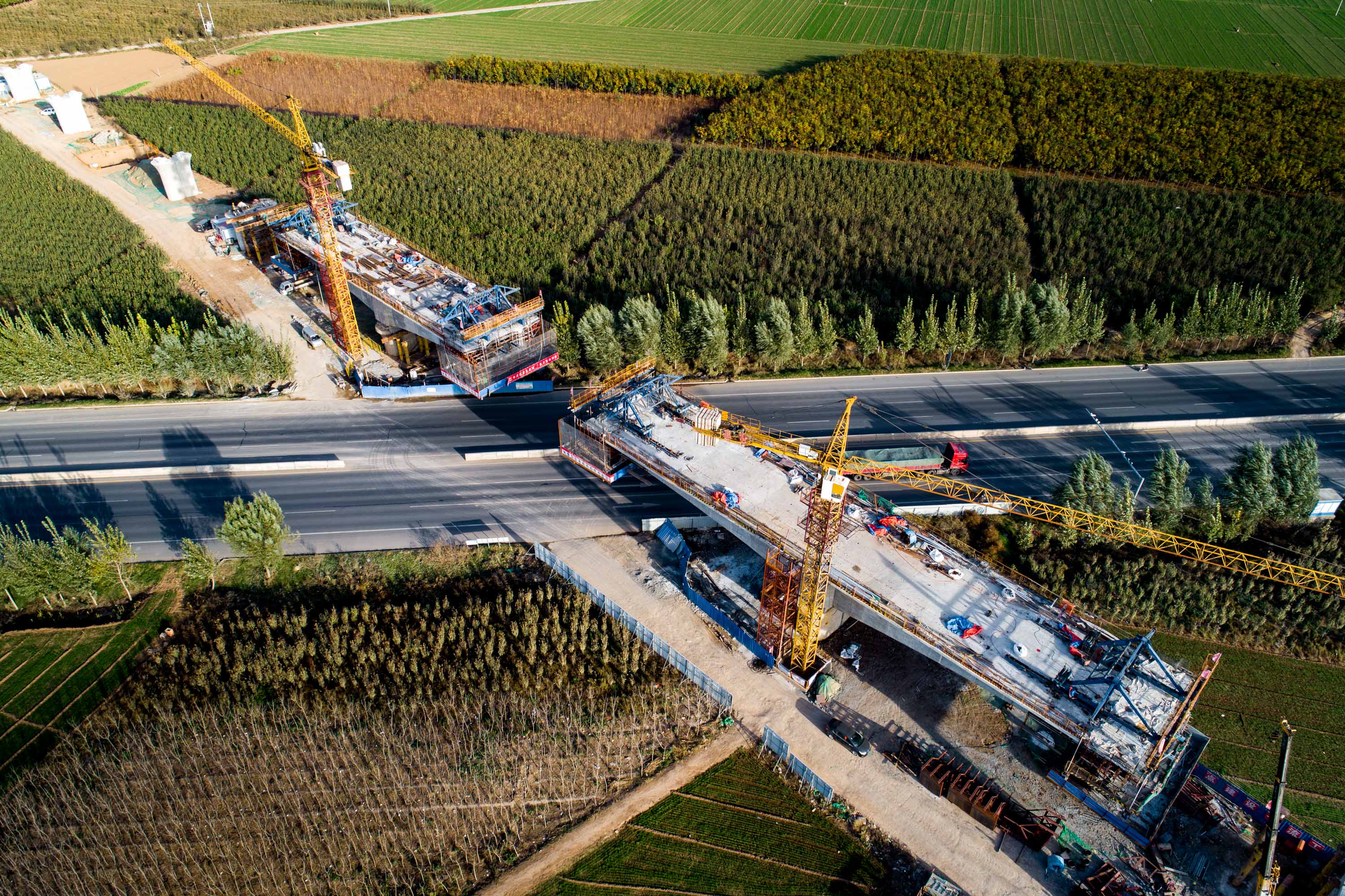 直连河南与山东两省会的高速铁路,7小时缩为1小时,380公里546亿