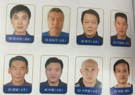 cba头号黑哨?判罚连引争议球员教练齐抗议,曾获十佳裁判国际级_梁斌