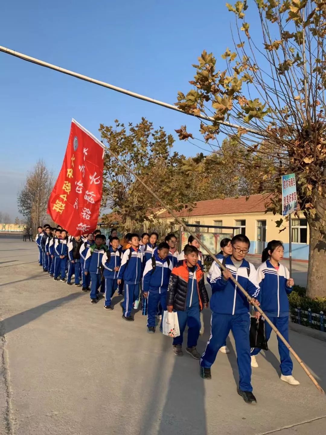 莱西市店埠镇朴木小学图片