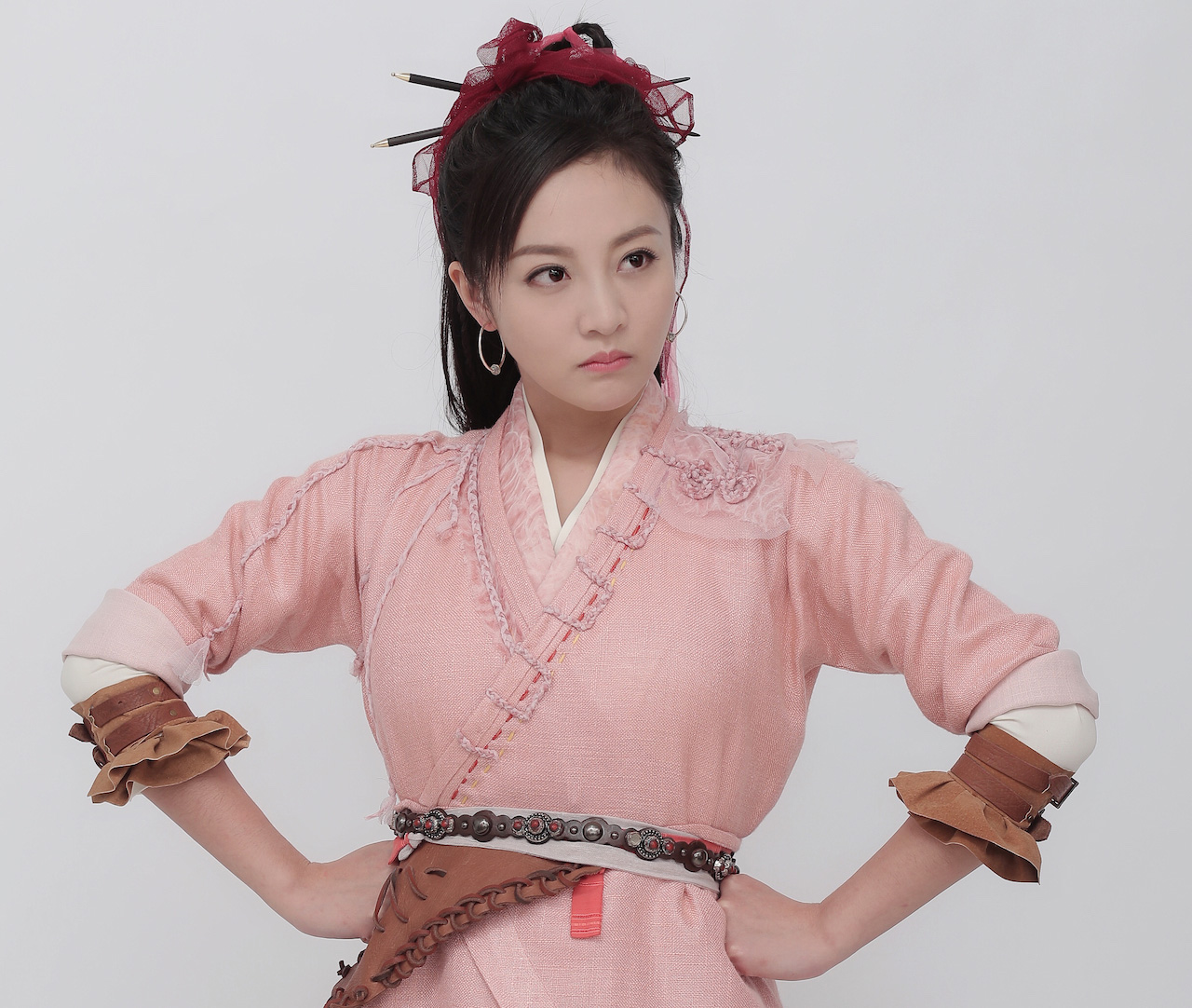 从前有座灵剑山老板娘爱上无缘人织田显荣般的爱情悲剧