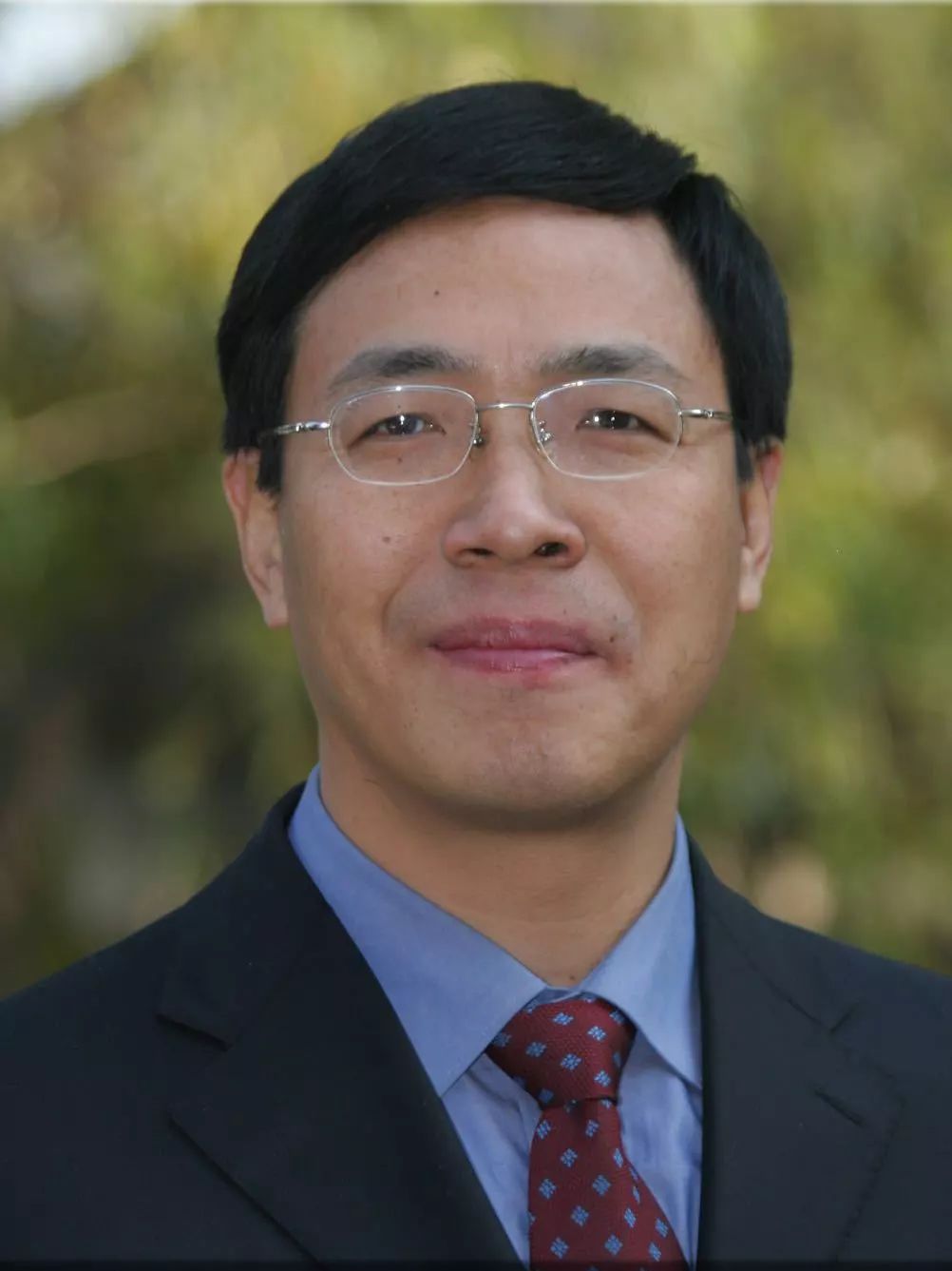 编辑胡百精中国人民大学新闻学院执行院长,教授王辉耀中国与全球化