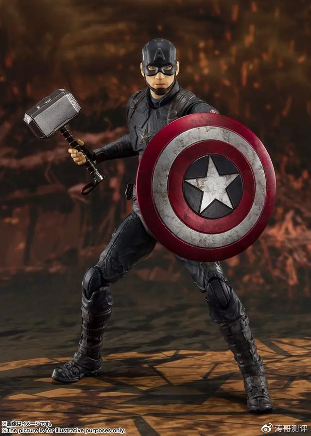 作为电影结尾大战中美队重要道具的喵喵锤在这个版本中也是有所附属的