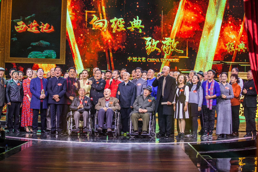 六小龄童,于虹夫妇参加央视国际频道《中国文艺》"西游记再聚首"节目