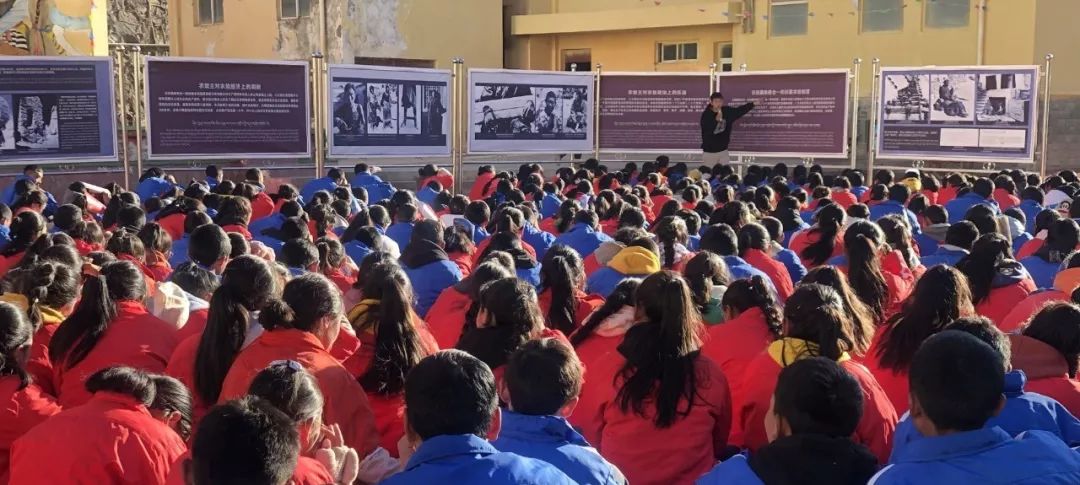 头条新旧对比显党情今昔变化感党恩