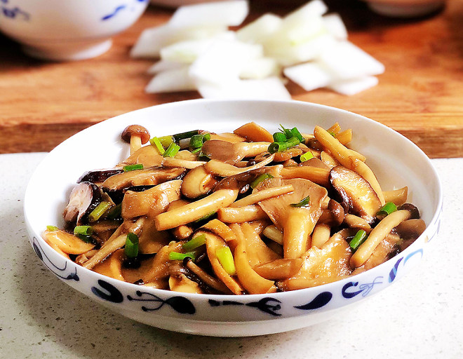 原创快手菜蚝油蘑菇做法简单比肉下饭的家常素菜菜谱动手吧