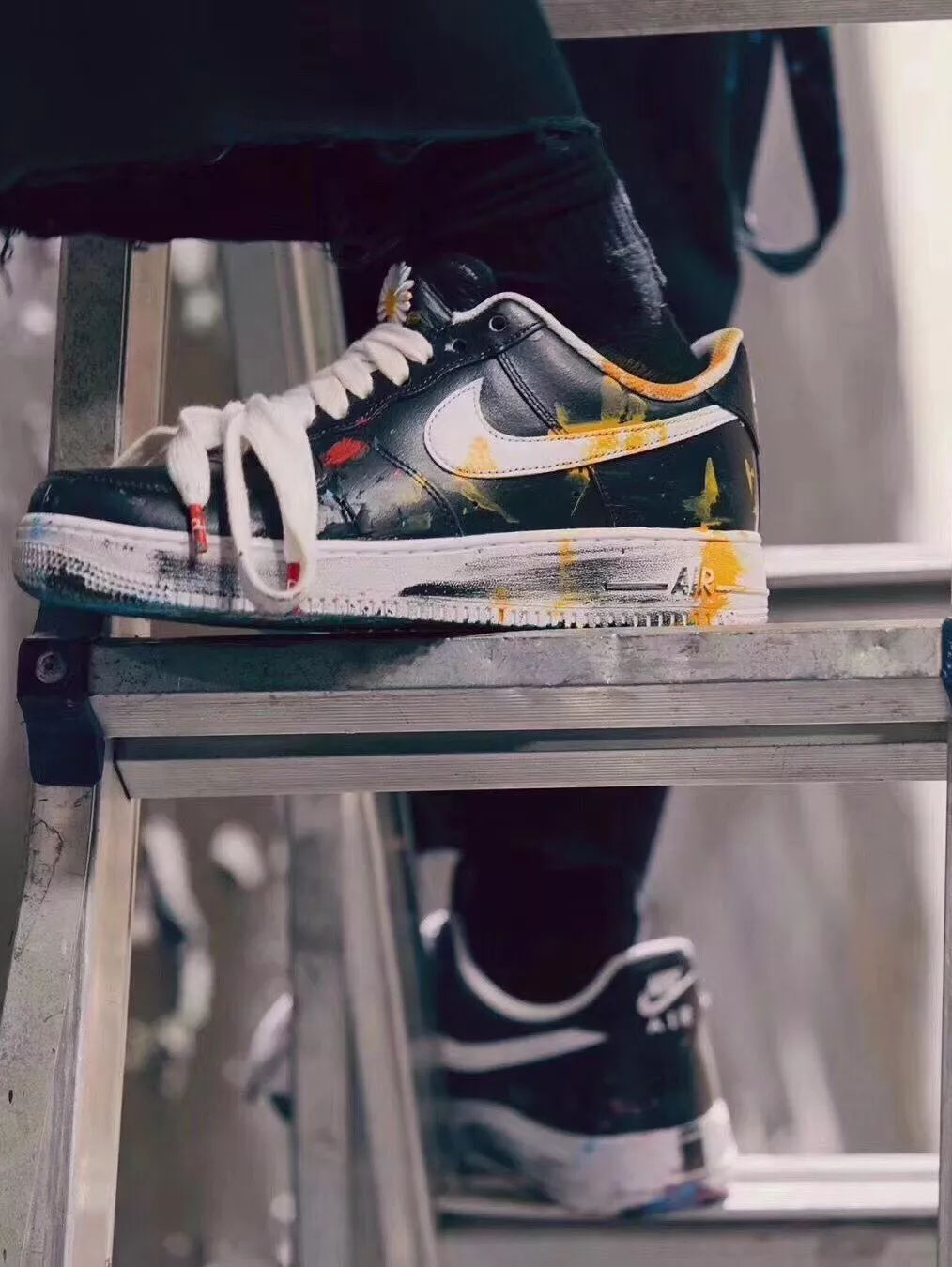 权志龙刮刮乐af1一元购买权登记入口