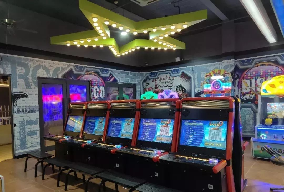 以后未成年人除了法定节假日不能去游戏厅玩游戏了