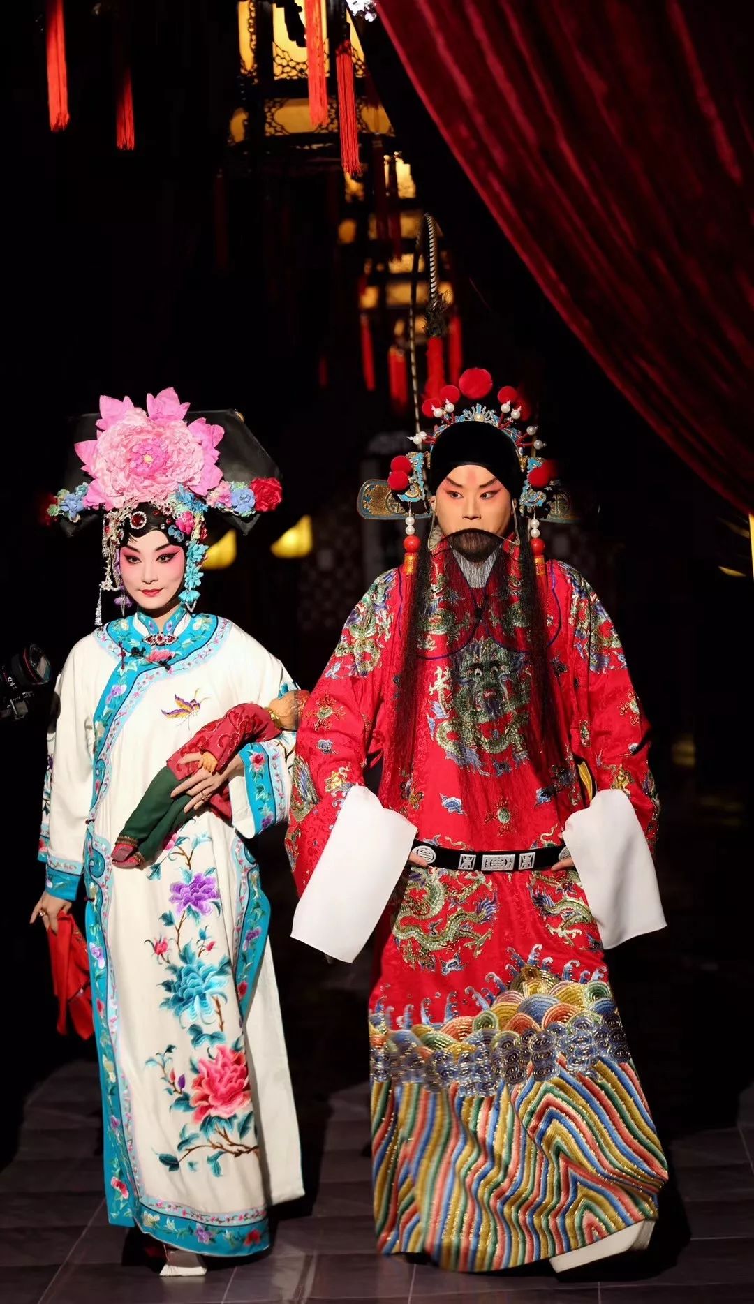 精彩回眸黑白兄弟夜斗三岔口公主驸马完美演绎坐宫