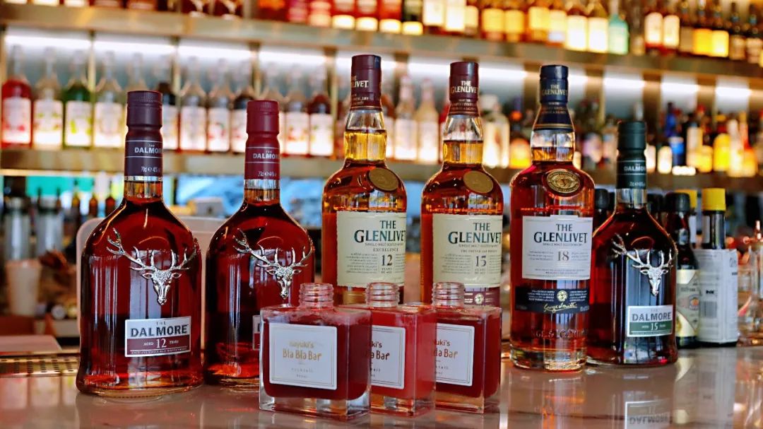 浮生若梦为欢几何何不去奈雪西北首家酒屋一起微醺