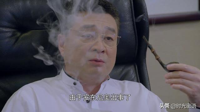 其父陈永玲是我国著名的京剧四小名旦之一;哥哥陈霖苍是先后两次京剧