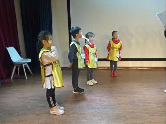 木子姐姐带你玩转各种有趣的活动环保短剧无实物表演活动