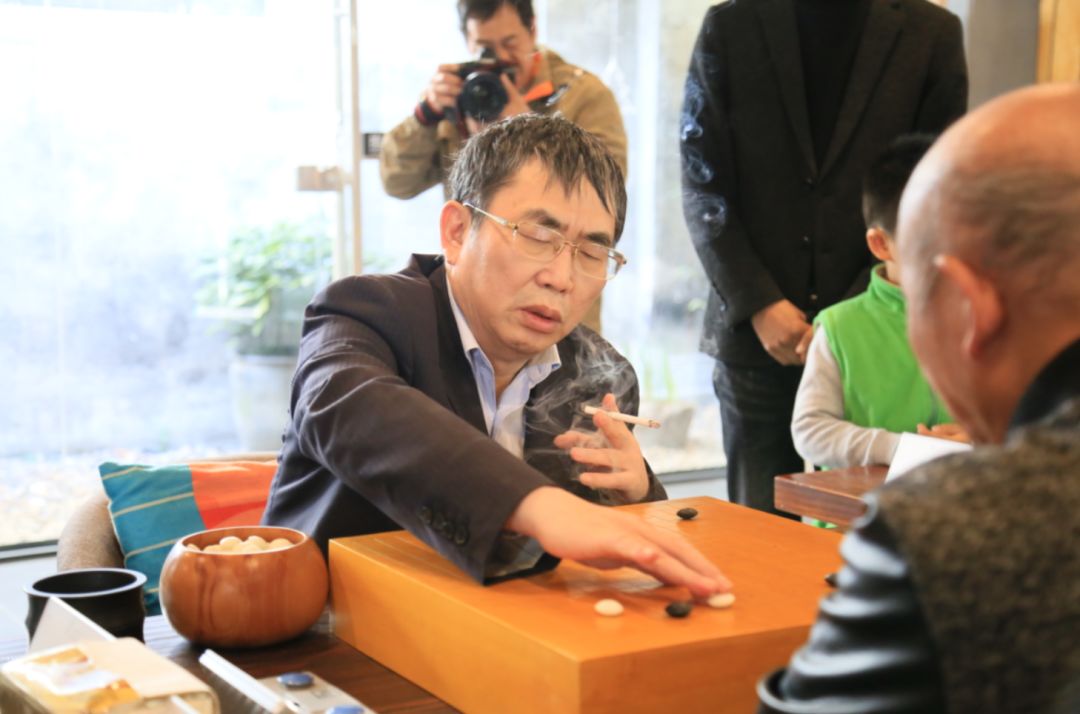 神仙打架围棋界四大元老上演巅峰对决冠军花落谁家