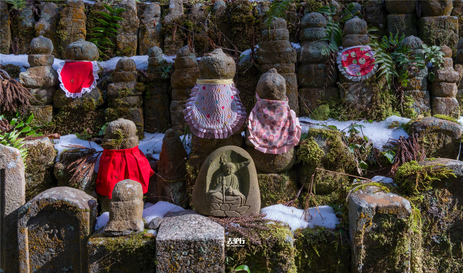 委托地藏照顾夭折孩子的婴灵,让孩子们的亡灵不再是漂泊的孤魂野鬼