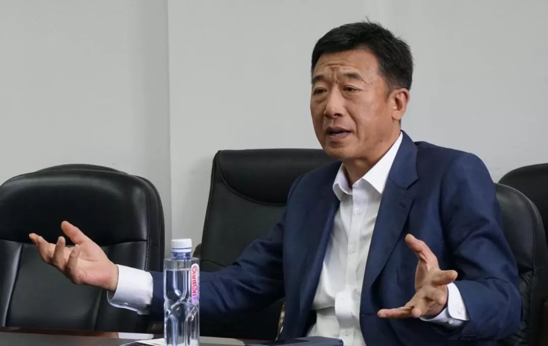 此外,张晋升介绍了暨南大学新闻与传播学院在2016年的课程设置改革