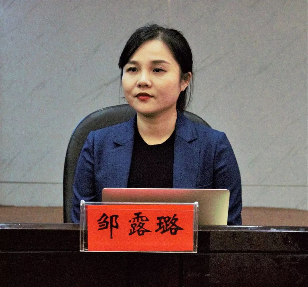 湘西土家族苗族自治州律师协会会长杨志远,副会长苏红丽,湖南省律师
