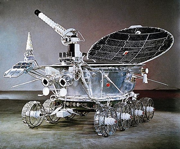 前苏联科学家在月亮上发现了什么?_月球