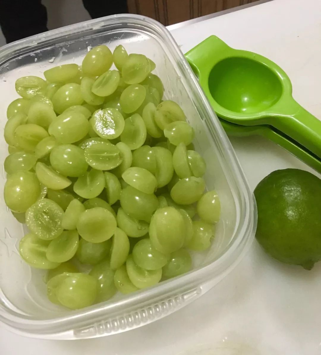 刚刚澳知名儿科医生发出警告这个季节的葡萄慎吃