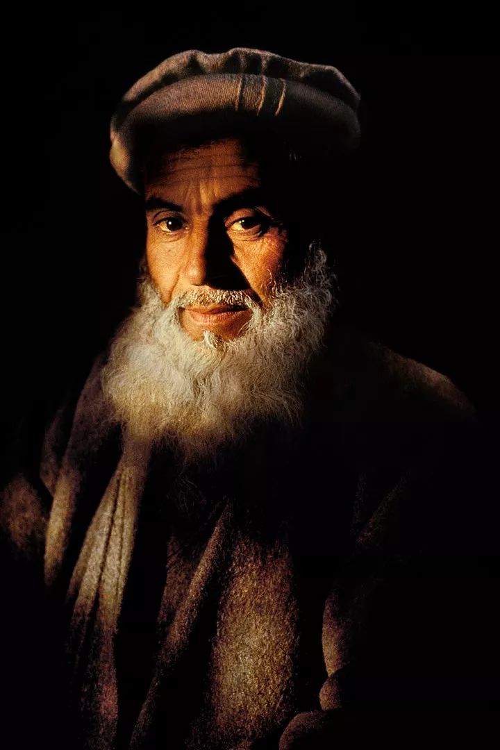 马格南摄影大师stevemccurry142张经典色彩摄影作品