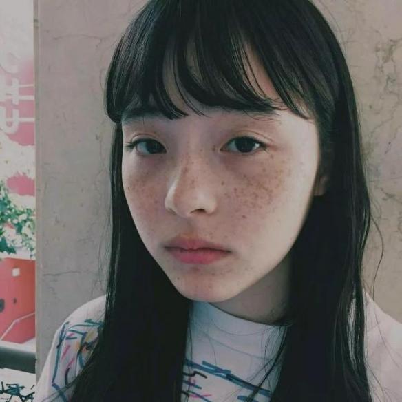 却令人有一种着迷的魅力,也让她火遍了全日本,她叫莫托拉·世理奈,98